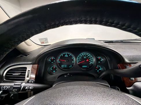 Used 2013 Chevrolet Tahoe LT w/ All-Star Edition RWD image 11