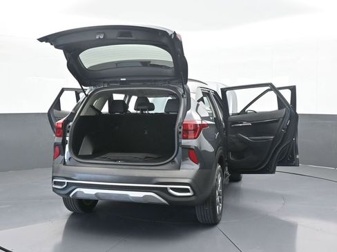 Used 2023 Kia Seltos S w/ Navigation Package image 74