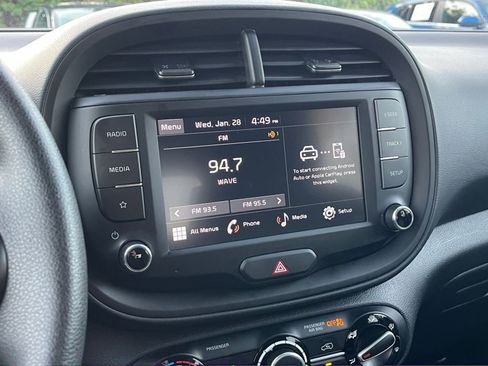 Used 2025 Kia Soul LX w/ LX Technology Package image 20