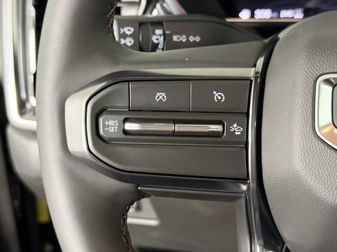 New 2026 GMC Canyon AT4 w/ AT4 Premium Package image 25