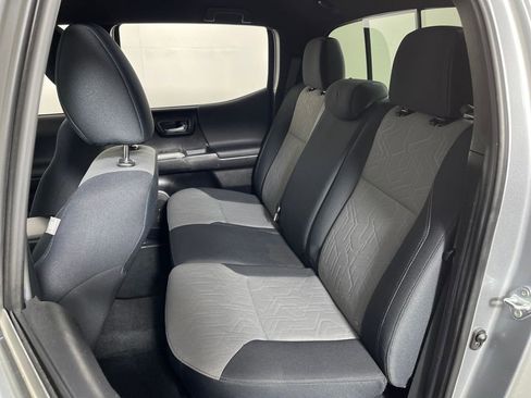 Certified 2023 Toyota Tacoma TRD Off-Road image 13