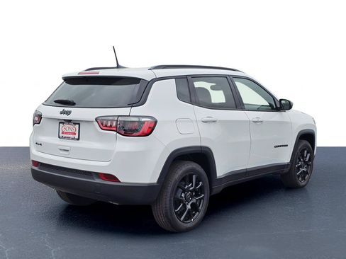 New 2026 Jeep Compass Latitude AWD/4WD image 8