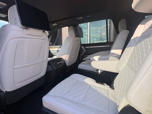 Used 2026 Cadillac Escalade Platinum Sport w/ LPO, ONYX Package AWD/4WD image 12
