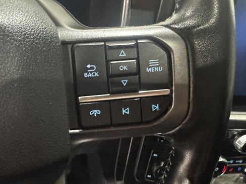 Used 2022 Ford F150 Lariat w/ Equipment Group 502A High image 6