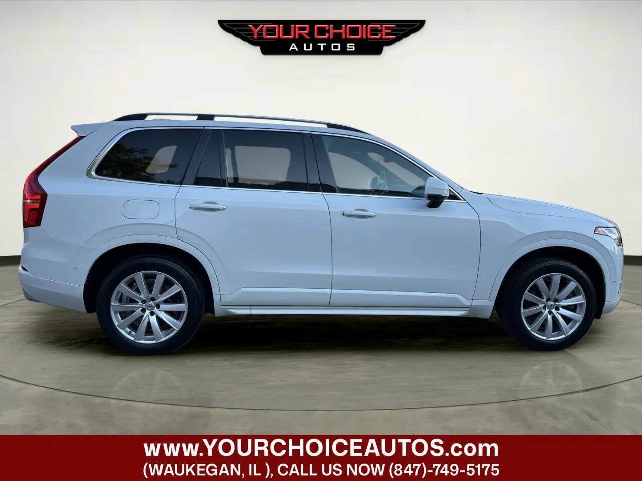 Used 2017 Volvo XC90 T6 Momentum w/ Vision Package AWD/4WD image 6
