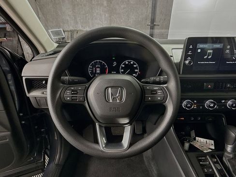 Used 2026 Honda CR-V LX image 10