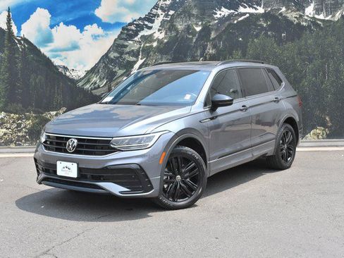 Used 2022 Volkswagen Tiguan SE R-Line AWD/4WD image 6