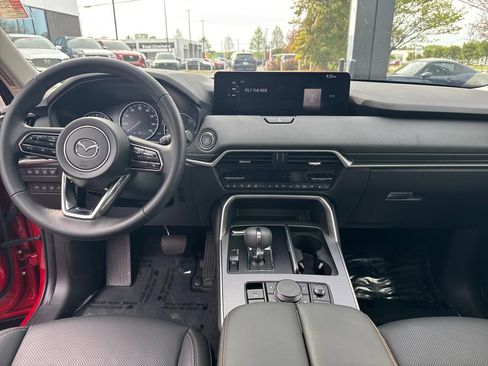 Certified 2026 MAZDA CX-70 3.3 Turbo w/ Preferred Package AWD/4WD image 19