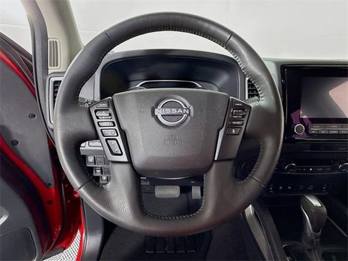 Certified 2022 Nissan Frontier SV image 11