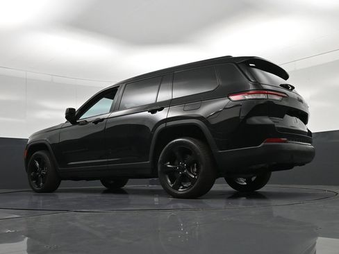 Used 2024 Jeep Grand Cherokee L Limited w/ Black Appearance Package RWD image 26
