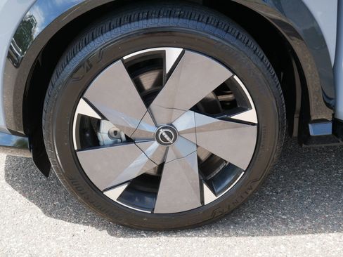 Certified 2024 Nissan Ariya AWD image 15