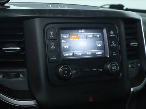 Used 2020 RAM 1500 Big Horn image 25