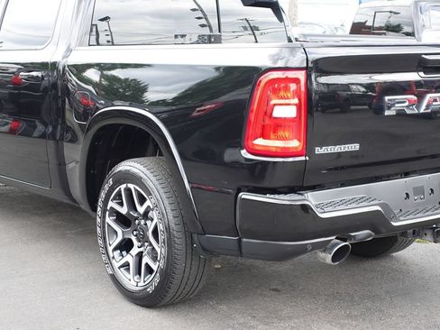 Used 2025 RAM 1500 Laramie w/ Sport Appearance Package AWD/4WD image 11