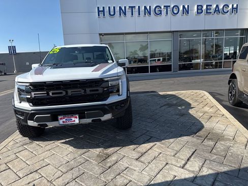 Used 2025 Ford F150 Raptor AWD/4WD image 30