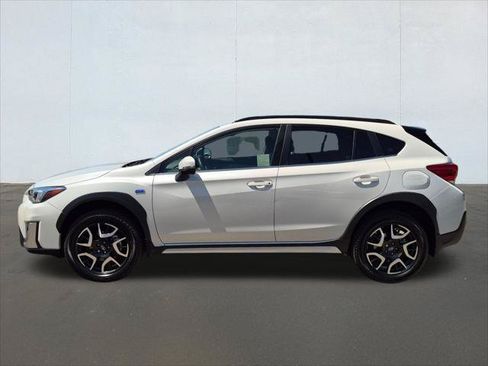 Used 2020 Subaru Crosstrek Hybrid w/ Moonroof Package w/Navigation AWD/4WD image 8