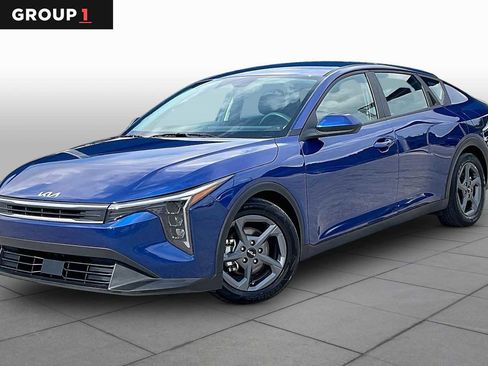 Used 2025 Kia K4 FWD image 1