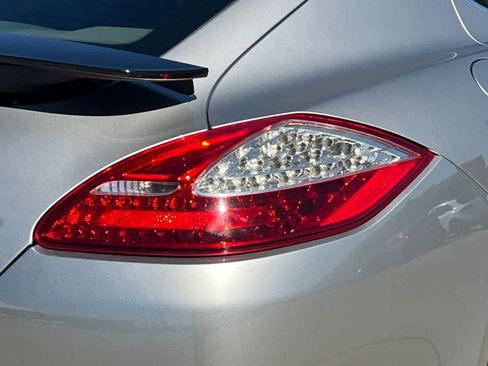 Used 2013 Porsche Panamera AWD/4WD image 13