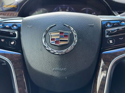 Used 2013 Cadillac XTS Premium image 23