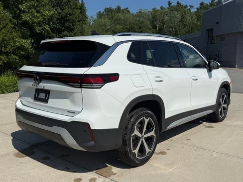 New 2026 Volkswagen Tiguan SE AWD/4WD image 11