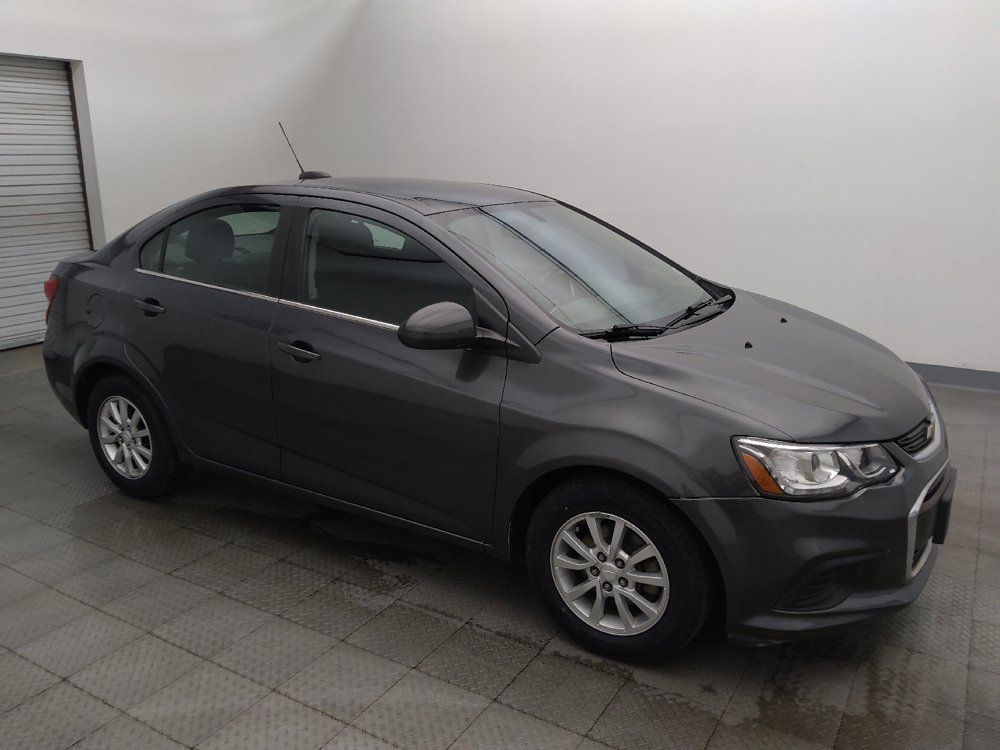 Used 2019 Chevrolet Sonic LT FWD image 11