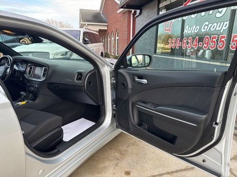 Used 2021 Dodge Charger GT image 38