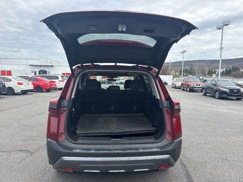 Certified 2023 Nissan Rogue SL w/ SL Premium Package image 11