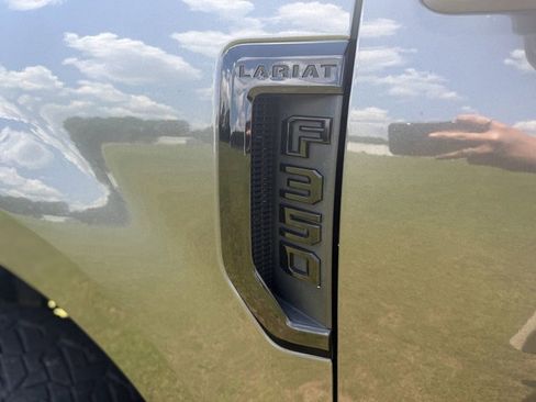 Used 2019 Ford F350 Lariat w/ Lariat Ultimate Package AWD/4WD image 17