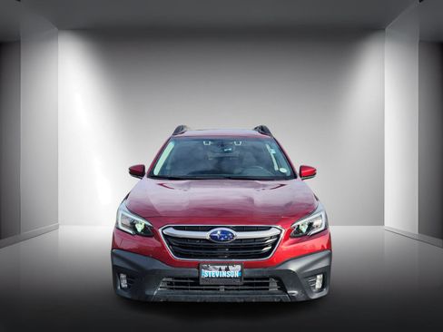 Used 2020 Subaru Outback Premium image 5