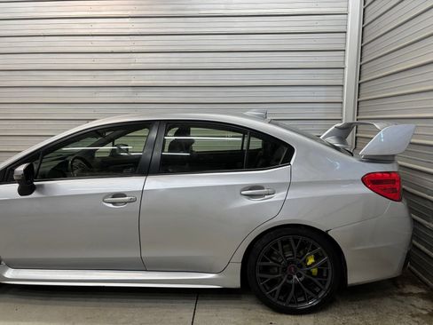 Used 2019 Subaru WRX STI AWD/4WD image 5