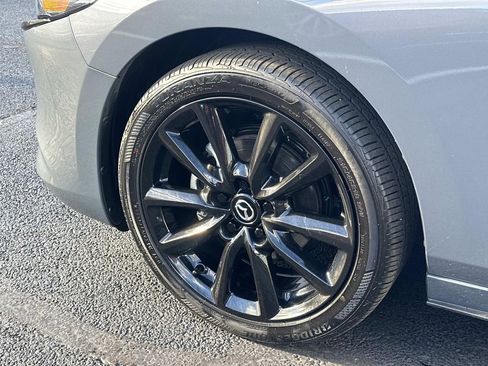 Used 2023 MAZDA MAZDA3 s image 32