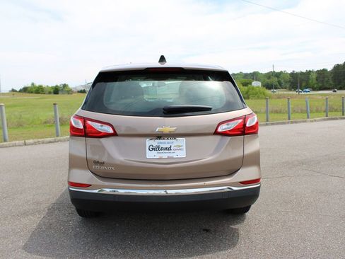 Used 2018 Chevrolet Equinox LS FWD image 21