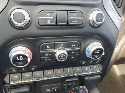 Used 2021 GMC Sierra 1500 Denali w/ Denali Ultimate Package image 34