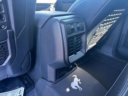 New 2025 Ford Bronco Badlands image 57