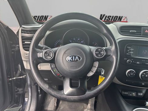 Used 2016 Kia Soul FWD image 22