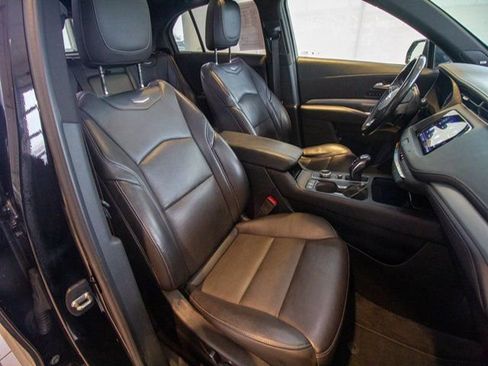 Certified 2019 Cadillac XT4 Premium Luxury image 18