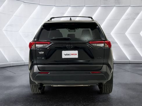 Used 2025 Toyota RAV4 XLE Premium FWD image 5