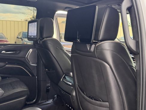 Used 2021 Cadillac Escalade Sport Platinum AWD/4WD image 29