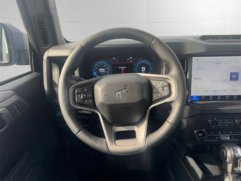 New 2025 Ford Bronco Badlands image 12