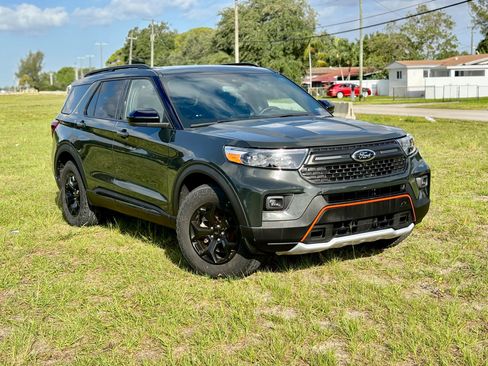 Used 2022 Ford Explorer Timberline w/ Timberline Technology Package AWD/4WD image 3