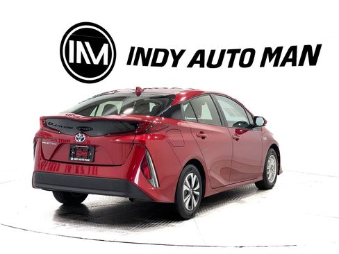 Used 2017 Toyota Prius Prime Plus image 4