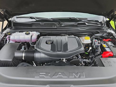 Used 2025 RAM 1500 Big Horn image 25