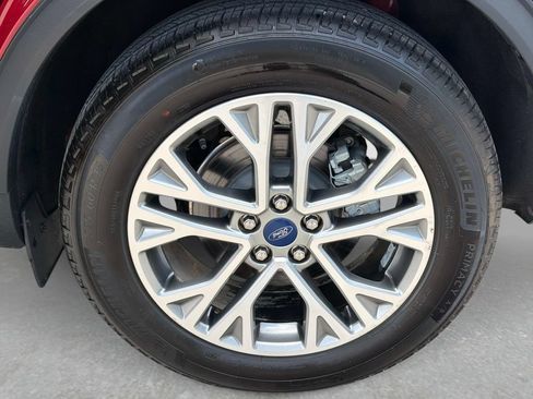 Used 2022 Ford Escape SEL AWD/4WD image 12