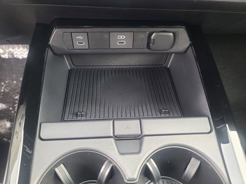 New 2026 Toyota Prius Limited image 34