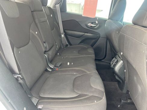 Used 2016 Jeep Cherokee Latitude image 34