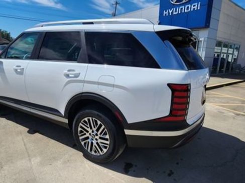 New 2026 Hyundai Palisade SEL AWD/4WD image 3