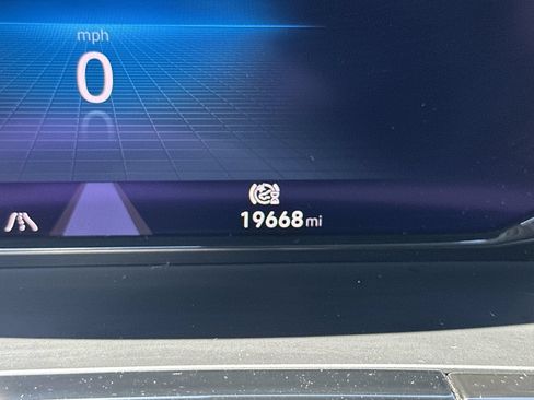 Used 2025 Volkswagen Atlas SE AWD/4WD image 24