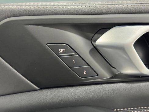 Certified 2025 BMW X7 xDrive40i image 20