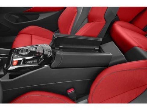 Used 2025 BMW M5 w/ Carbon Package image 16