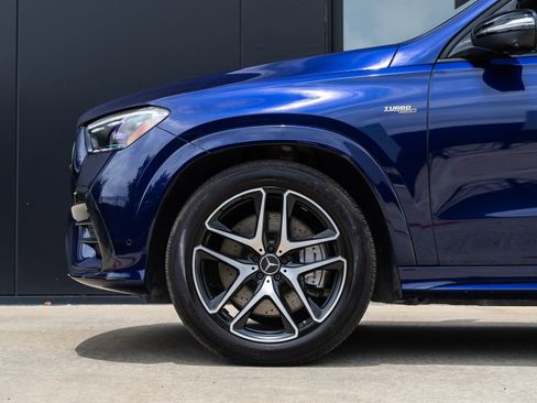 Used 2025 Mercedes-Benz GLE 53 AMG 4MATIC image 11