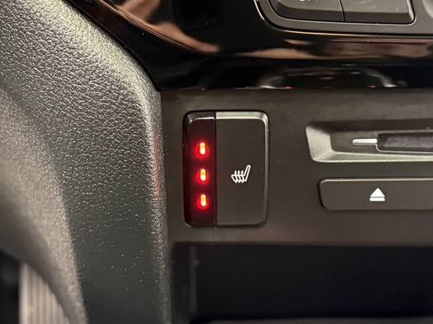 Used 2022 Honda Pilot Touring image 25